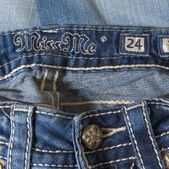 Miss Me Mid-Rise Embellished Skinny Jeans in Blue – Size 24 – EUC - Picture 13 of 15